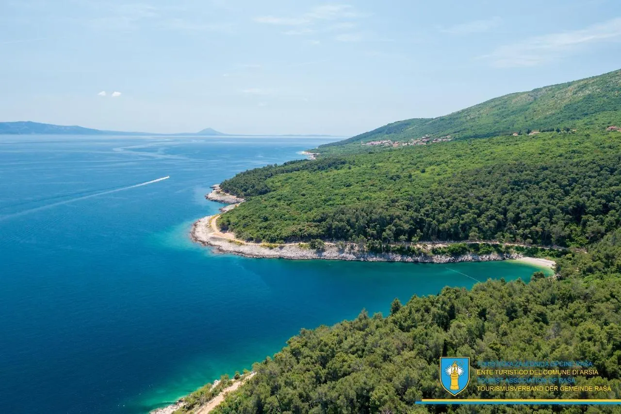 Yourcroatiaholiday - Villa With 6 Rooms Gostinjska kuća Drenje (Istria)