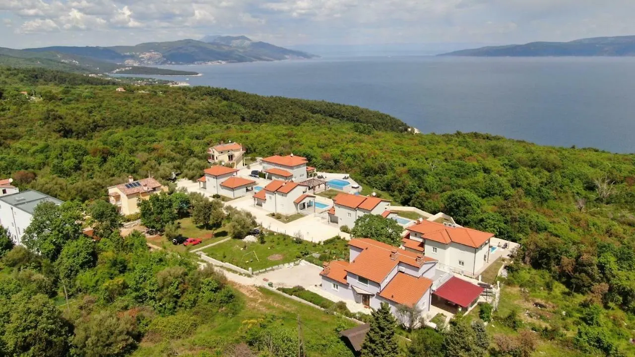 Yourcroatiaholiday - Villa With 6 Rooms Drenje (Istria)